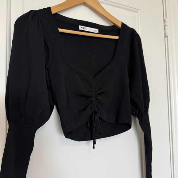 Zara Black Ruched Cinched Front Tie Black Top, cropped, size medium - Picture 4 of 10